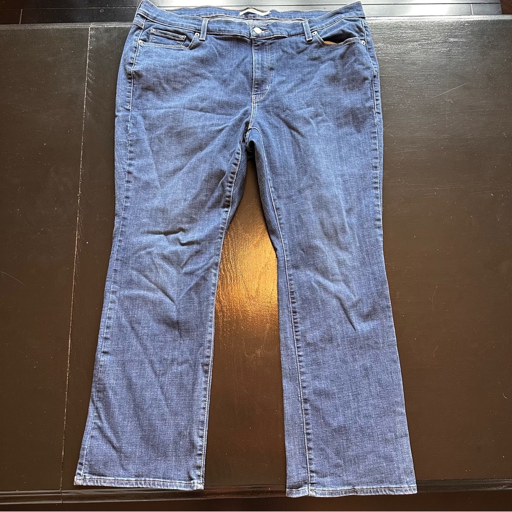 Levi’s Size 20 Classic Blue Women's Jeans Dark wash Classic Bootcut Jean Denim